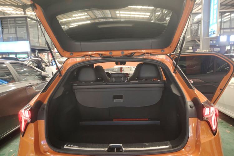 Used Lynk & Co 02 Hatchback 2021 2.0TD Halo Driving Control Kit Edition
