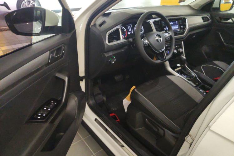 Used Volkswagen T-ROC 2020 280TSI DSG Two-Wheel-Drive Elite Version
