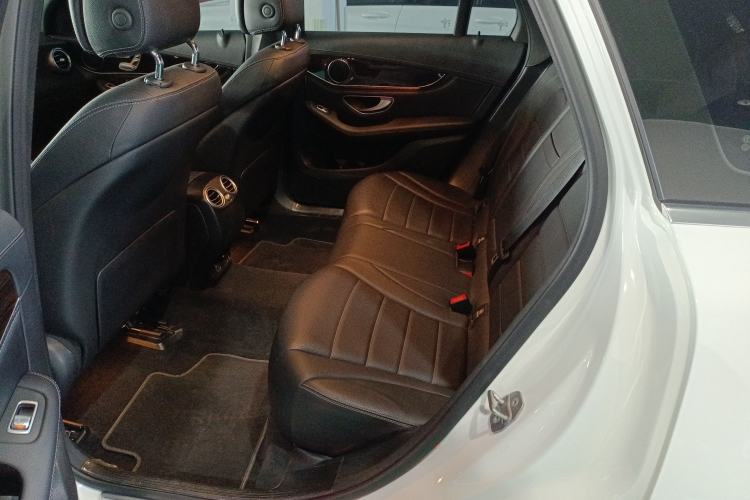 Used Mercedes-Benz GLC 2019 GLC 260 L 4MATIC Dynamic Model