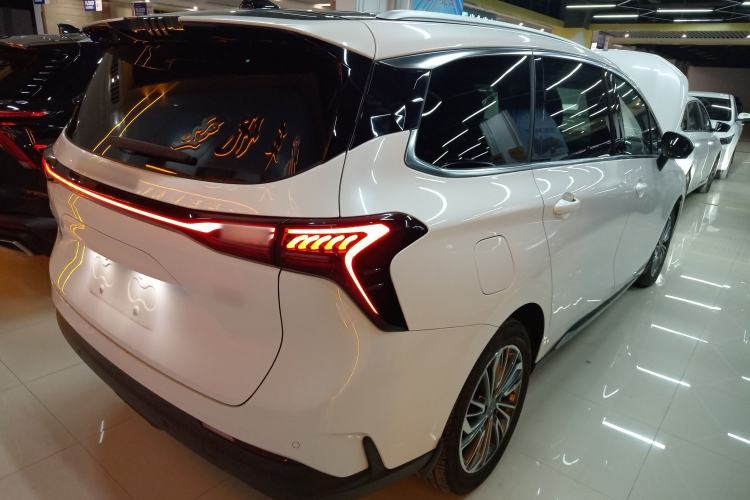 Used FORTHING Yacht 2022 1.5T DCT Chasing-the-Waves Edition
