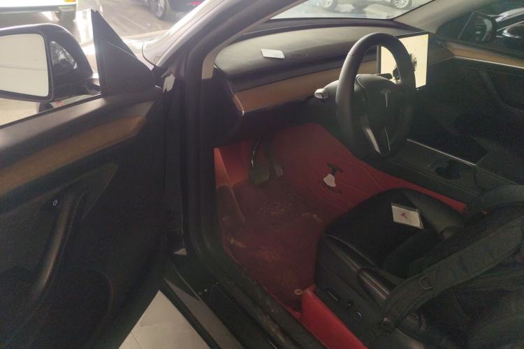 Used Tesla Model Y 2022 Rear-Wheel-Drive Version
