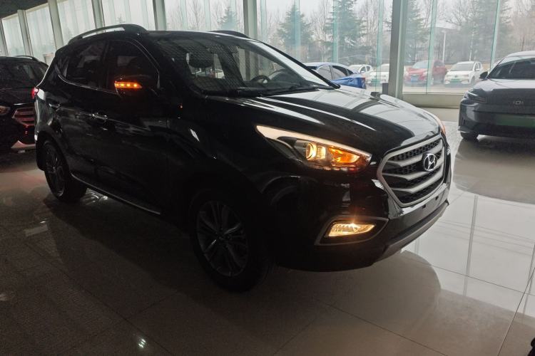 Used Hyundai ix35 2013 2.0L Automatic Two-Wheel Drive Smart GLS China IV Standard