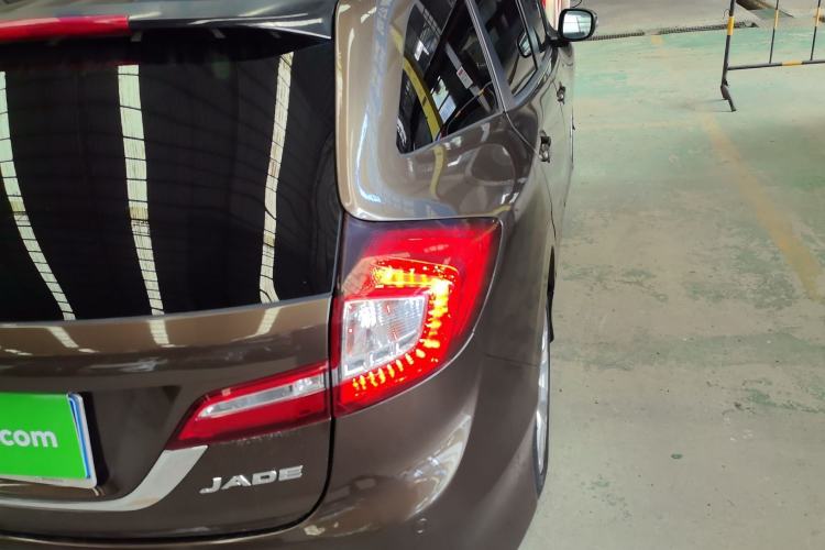 Used Honda Jade 2016 1.8L Automatic Comfort Version 5 Seats
