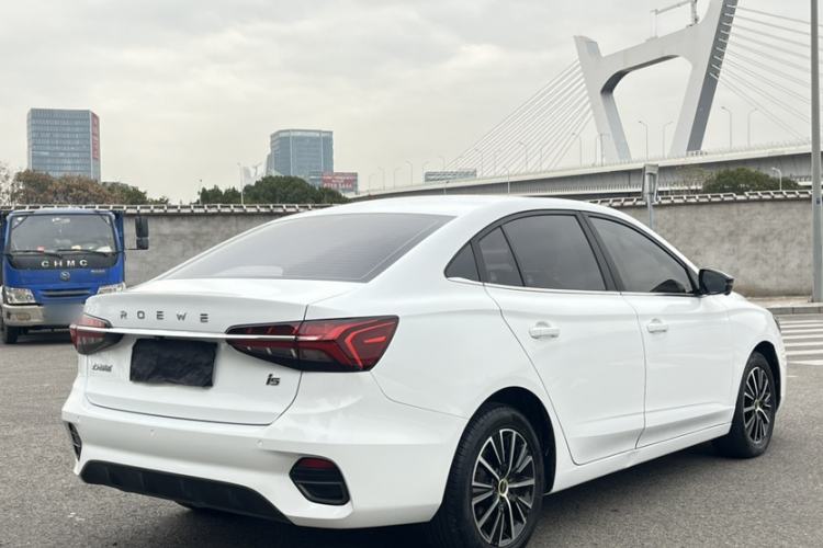 Used Roewe i5 2021 1.5L CVT Assurance Edition
