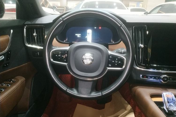 Used Volvo S90 2022 B5 Zhiyi Luxury Edition
