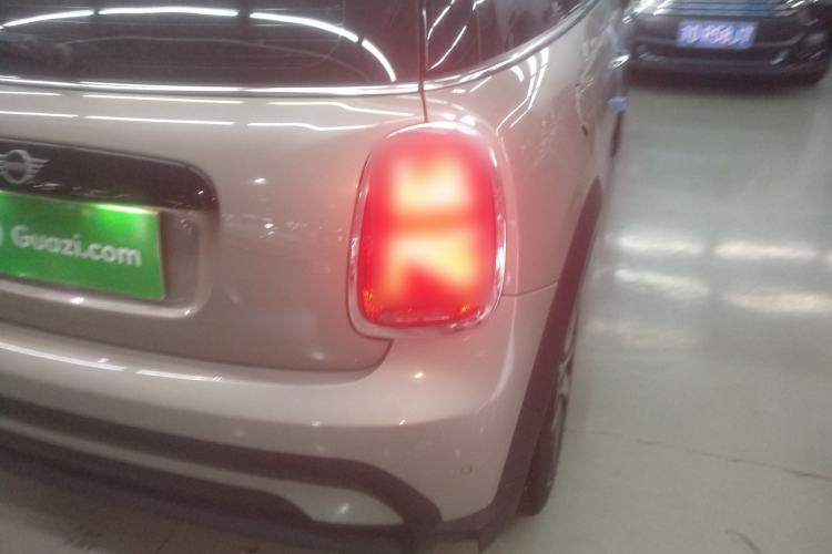 Used  MINI 2023 Updated 1.5T COOPER Artist
