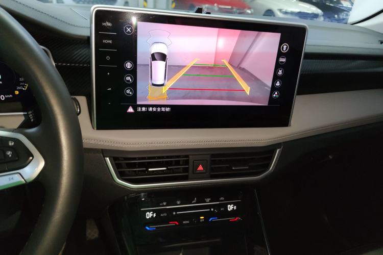 Used Volkswagen Tayron 2023 300TSI Two-Wheel-Drive Luxury Plus Advanced Edition
