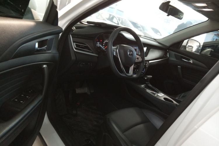 Used Changan CS35PLUS 2019 1.4T DCT Chuanlian Blue Whale Edition
