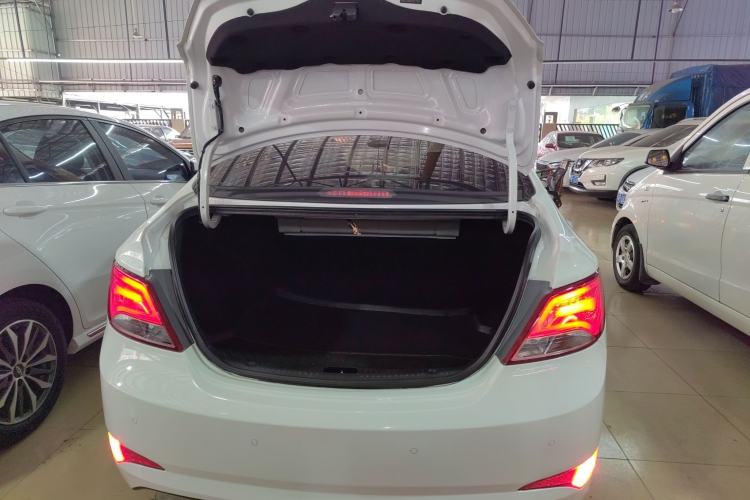 Used Hyundai Verna 2016 1.4L Automatic Smart GLS