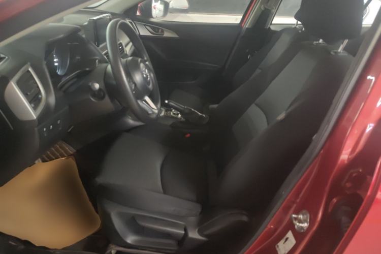 Used Mazda Mazda 3 Axela 2017 Sedan 1.5L Automatic Comfort Model China VI Standard
