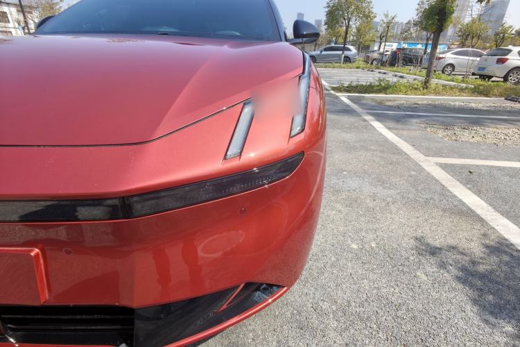 Used Lynk & Co Z10 2025 95 kWh 806 km Range Rear-Wheel Drive Advanced Driver-Assistance System Max
