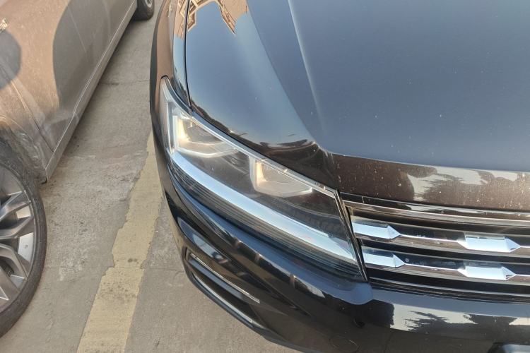 Used Volkswagen Tiguan L 2018 330TSI Automatic Two-Wheel Drive Luxury Edition
