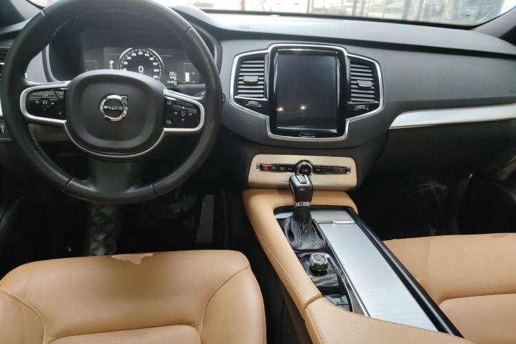 Used Volvo XC90 2018 T5 Zhiyi Edition 7-Seater
