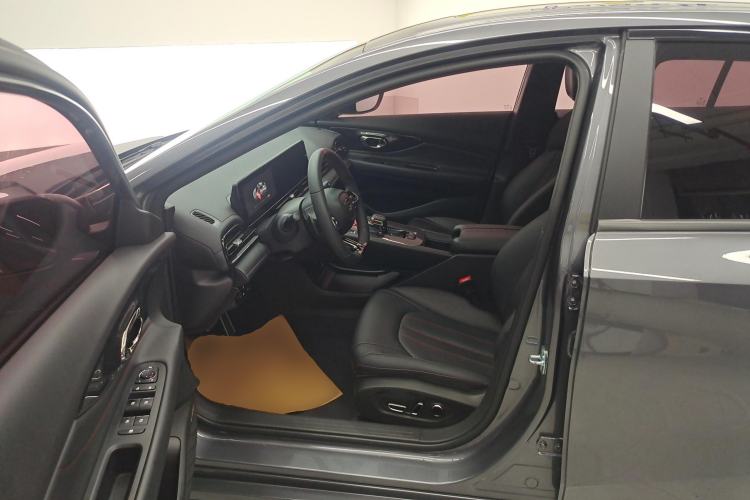 Used GAC Trumpchi EMPOW 2023 270T DCT J16 Version
