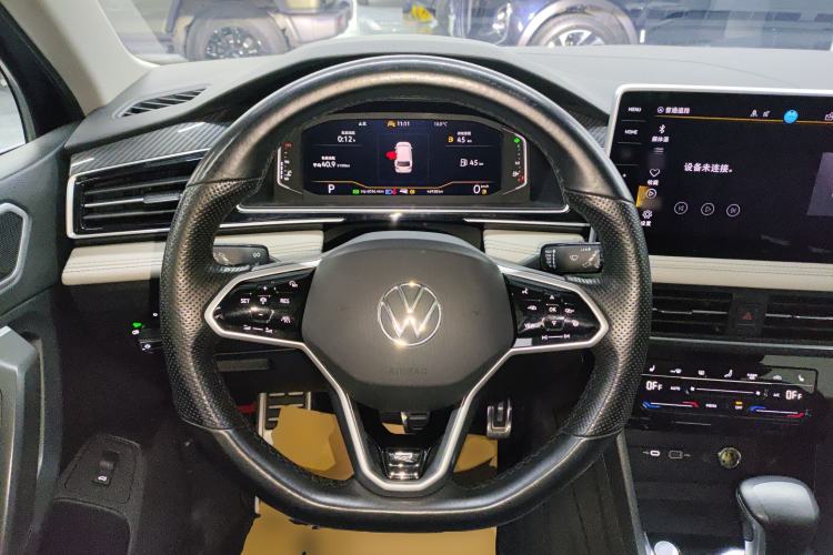 Used Volkswagen Tiguan L 2023 330TSI Automatic Two-Wheel Drive R-Line Enjoyment Edition
