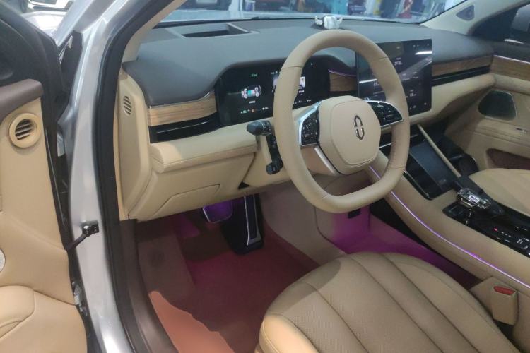 Used Hima AITO M7 2024 1.5T Rear-Drive Plus Version 5 Seats
