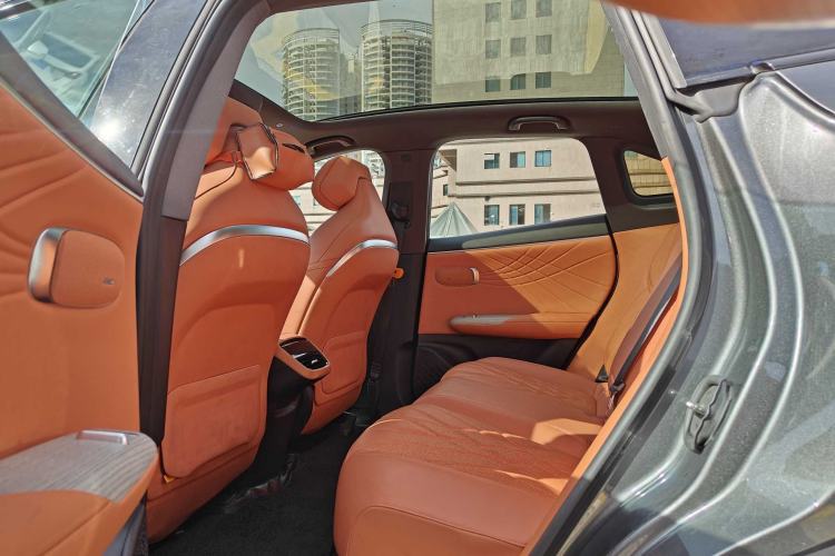 Used  S07 2023 200Max Range-Extended Version