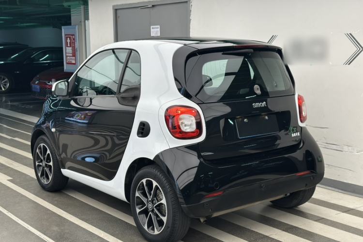 Used  fortwo 2015 1.0L 52 kW Hardtop Passion Edition
