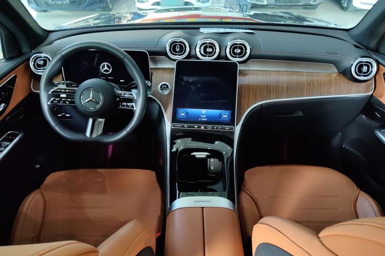 Used Mercedes-Benz GLC 2023 GLC 300 L 4MATIC Dynamic 7-Seater