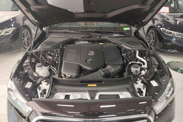 Used Mercedes-Benz E-Class 2025-Year Facelift E 260 L