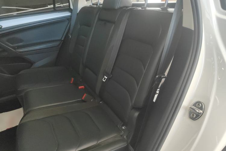 Used Volkswagen Tiguan L 2019 330TSI Automatic Two-Wheel Drive Smart Luxury Version China VI Standard