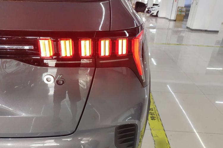 Used Lynk & Co 06 EM-P 2022 PHEV 84 km Range Pro Version
