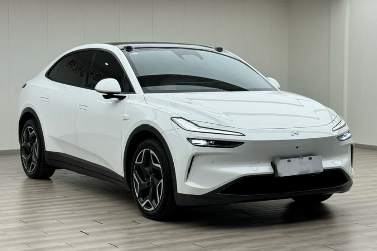 Used ONVO L60 2024 60 kWh Rear-Drive Version