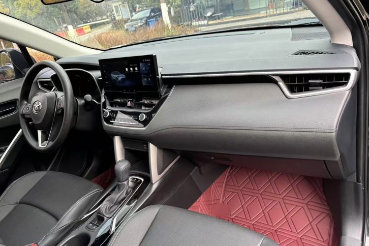 Used Toyota FRONTLANDER 2024 2.0L CVT Leading Plus Edition
