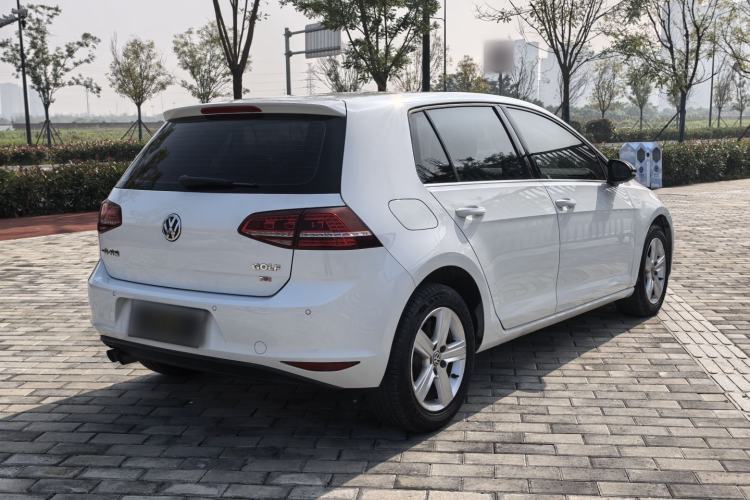 Used Volkswagen Golf 2017 230TSI Automatic Comfort Edition – Celebrating Milestone of One Million Units
