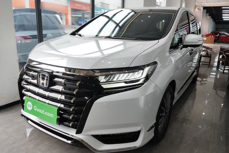 Used Honda Elysion 2024 2.0L eHEV Luxury Edition
