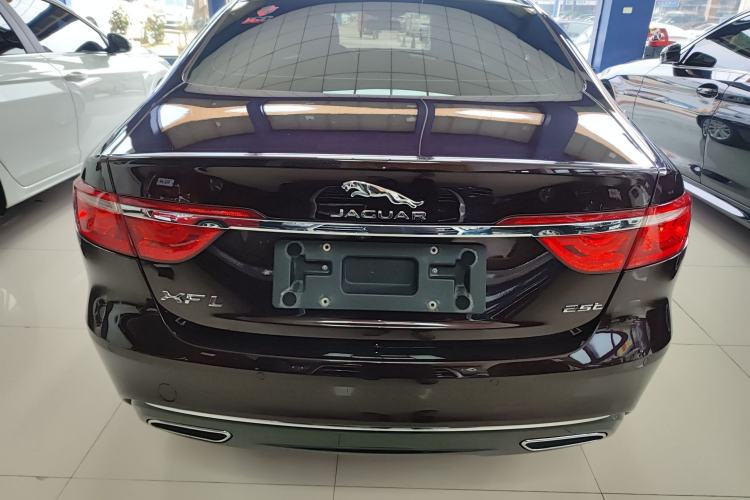 Used Jaguar XFL 2019 XFL 2.0T 200PS Two-Wheel-Drive Luxury Edition
