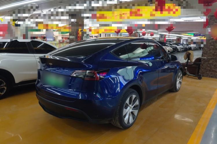 Used Tesla Model Y 2021 Long-Range All-Wheel-Drive Version 3D7
