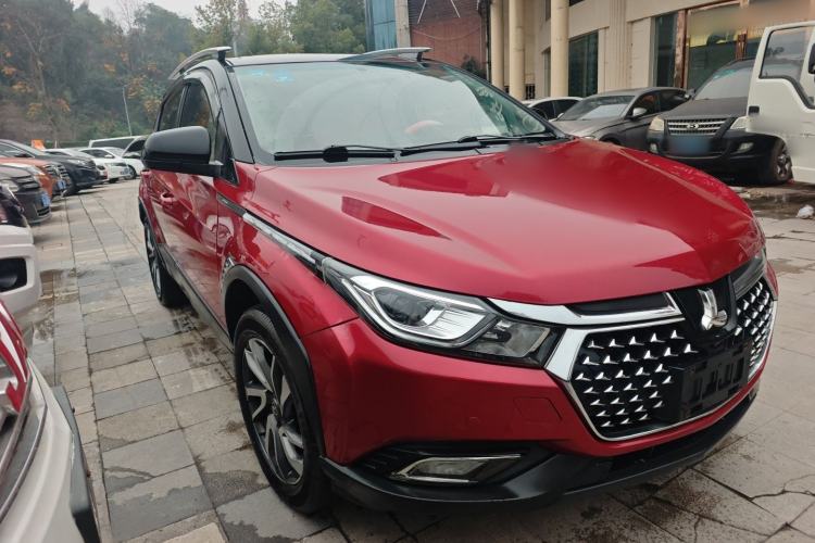 Used Luxgen U5 SUV 2017 1.6L Manual Knight Edition
