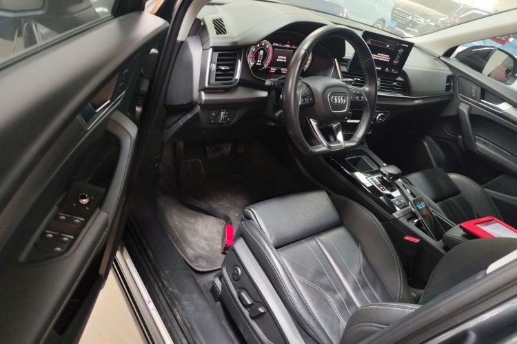 Used Audi Q5L 2022 40T Luxury Dynamic Model