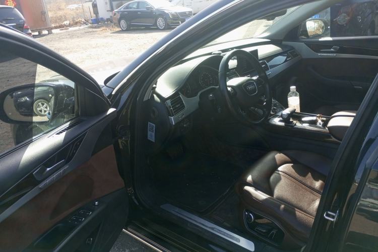 Used Audi A8 2014 A8L 45 TFSI quattro Comfort model