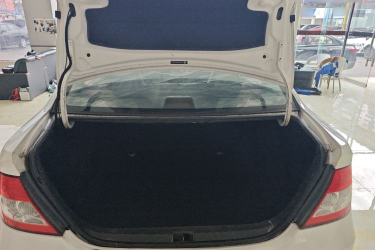 Used BYD F3 2012 Energy-Saving Edition 1.5L Manual Comfort Model
