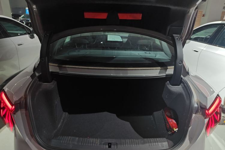 Used Hongqi EH7 2024 820 Pro
