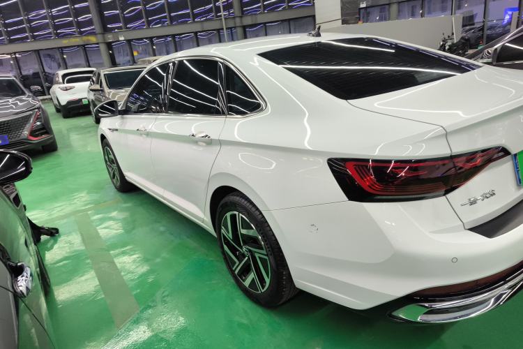 Used Volkswagen Sagitar 2023 300TSI DSG Excellence Edition
