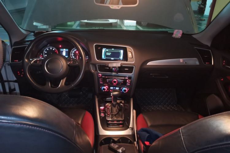 Used Audi Q5 2017 Plus 40 TFSI Technology Model