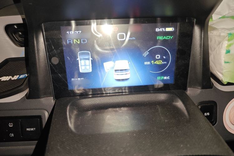 Used Wuling Hongguang MINIEV 2021 Macaron Premium Model – Lithium-NMC