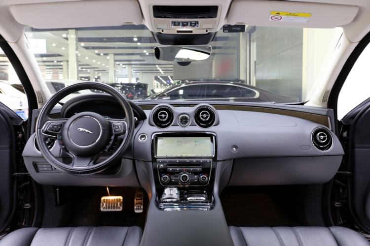 Used Jaguar XJ 2018 XJL 3.0 SC Two-Wheel-Drive Elegant Business Edition