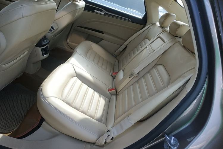 Used Ford Mondeo 2013 2.0L GTDi240 Flagship Edition
