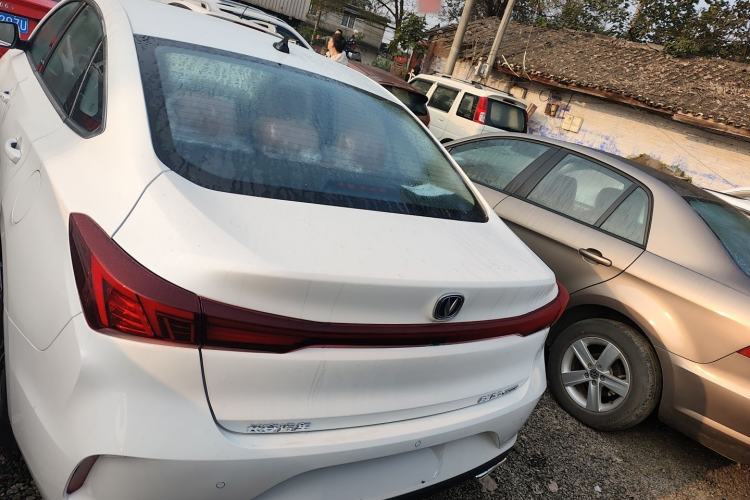 Used Changan Eado 2025 PLUS 1.4T Dual-Clutch High-Energy Version
