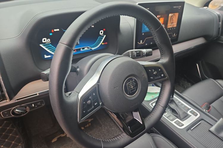 Used BYD Tang 2018 2.0T Automatic SmartConnect Prestige 7-Seater China V Standard
