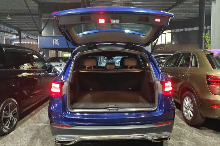 Used Mercedes-Benz GLC 2016 GLC 260 4MATIC Luxury Model