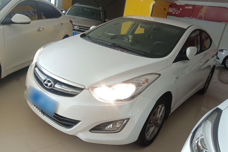 Used Hyundai Elantra 2015 1.6L Automatic Fashion Model