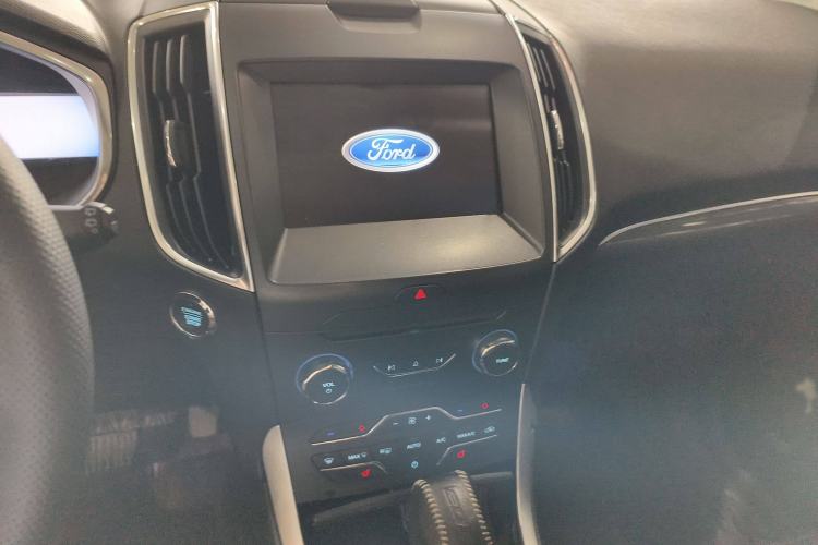 Used Ford Edge 2016 EcoBoost 245 Four-Wheel Drive Titanium Edition 7-Seater
