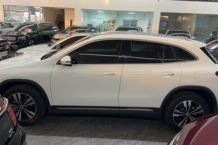 Used Mercedes-Benz GLA 2023 GLA 220
