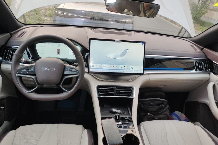 Used BYD Song PLUS New Energy 2025 EV Intelligent Driving Version 520km Premium Model
