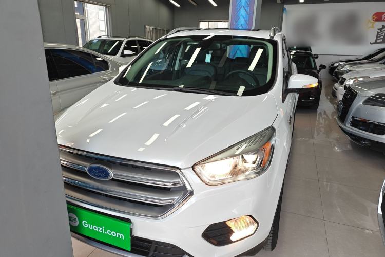 Used Ford Kuga 2017 EcoBoost 180 Two-Wheel-Drive Tiger Leap Model
